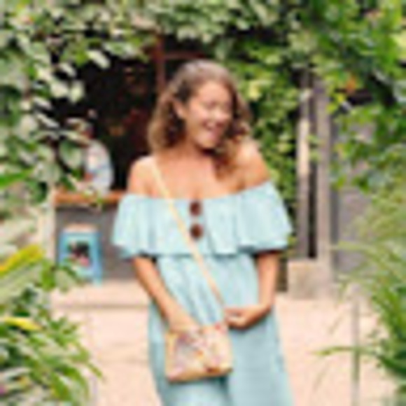 Meet your Posher, Florence - Picture 1 of 1